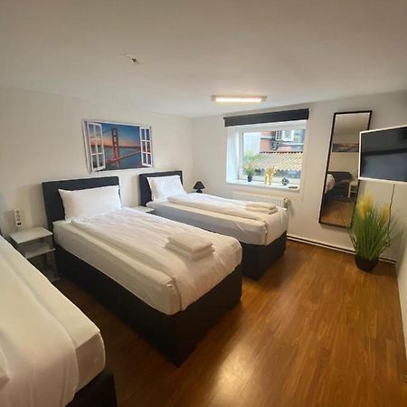 City Apartments Direkt Am Hauptbahnhof - Perfekt Fuer Pendler Und Monteure Neumünster Exteriör bild
